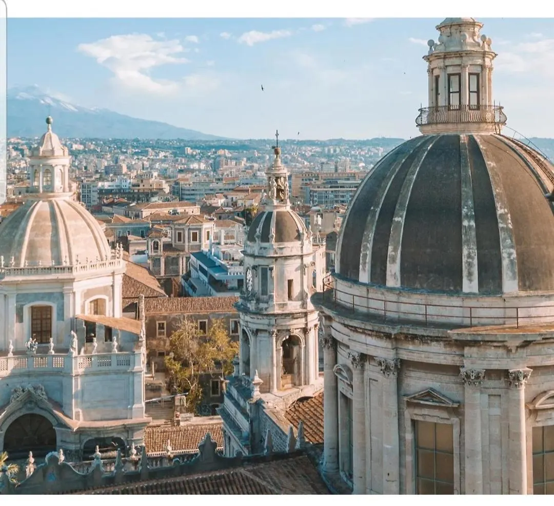 Teatro Massimo Bellini Appartamento Nuovo2+3A/C Aeroporto di Catania Fontana Rossa Italia